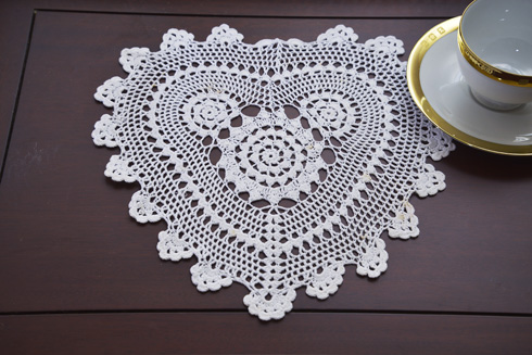 White color Heart Shape Crochet Lace 12"x12" Heart Crochet.